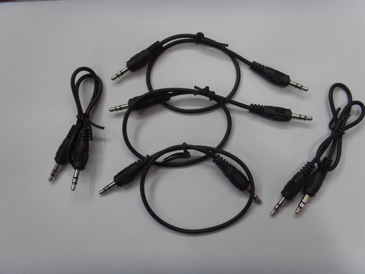OEM 12V काले मिनी USB कार अभियोक्ता अनुकूलक केबल किट के लिए iPhone 4, iPAD